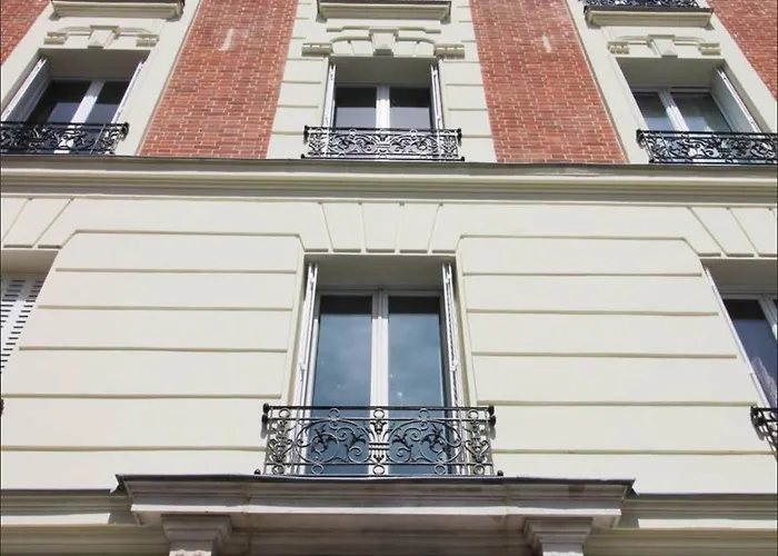 Apartment Boulevard Brune Paris